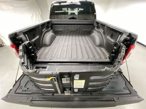 Used 2023 Ford F150 Raptor w/ Raptor Carbon Fibre Package image 25