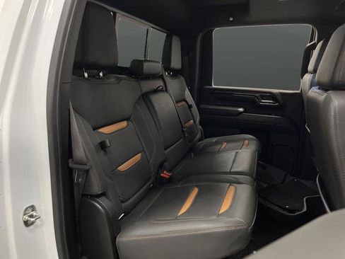 Used 2024 GMC Sierra 2500 AT4 w/ AT4 Preferred Package image 35