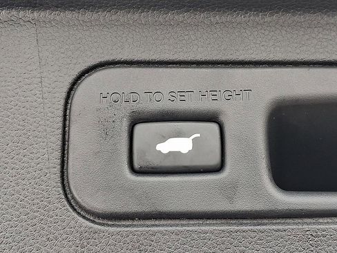 Used 2025 Honda Pilot Elite image 29