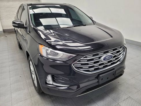 Used 2021 Ford Edge Titanium FWD image 14