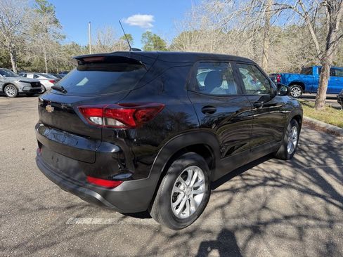 Used 2024 Chevrolet TrailBlazer LS image 6