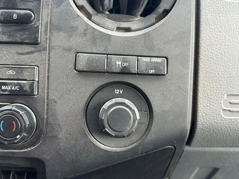 Used 2012 Ford F350 XL w/ Snow Plow Prep Pkg image 25