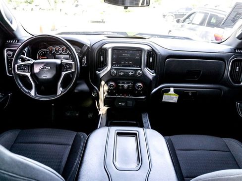 Used 2022 Chevrolet Silverado 1500 LT Trail Boss image 29