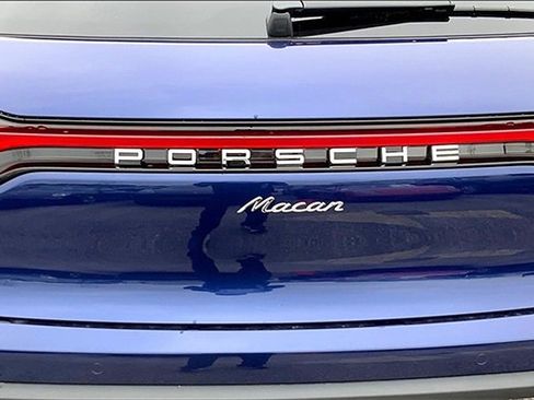 New 2025 Porsche Macan image 38