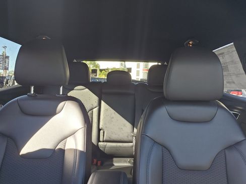 New 2026 Jeep Compass Latitude image 28