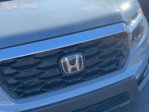 Used 2023 Honda Passport EX-L image 6