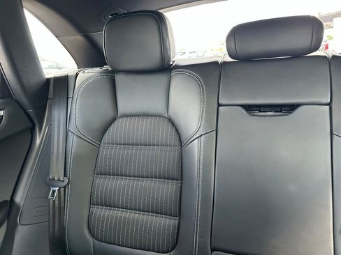 Used 2023 Porsche Macan Turbo AWD/4WD image 12