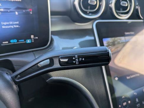 Used 2022 Mercedes-Benz C 300 Sedan image 11