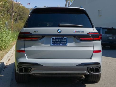 New 2026 BMW X7 M60i image 6