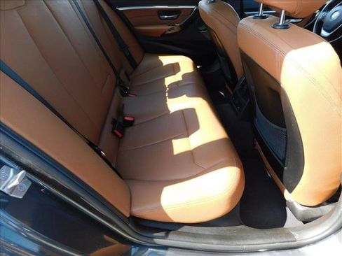 Used 2017 BMW 330i xDrive Sedan AWD/4WD image 28