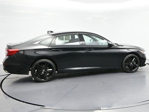 Used 2021 Honda Accord Sport image 8