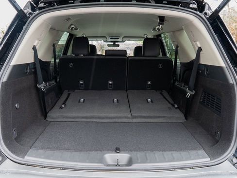 New 2026 Nissan Pathfinder SL AWD/4WD image 9