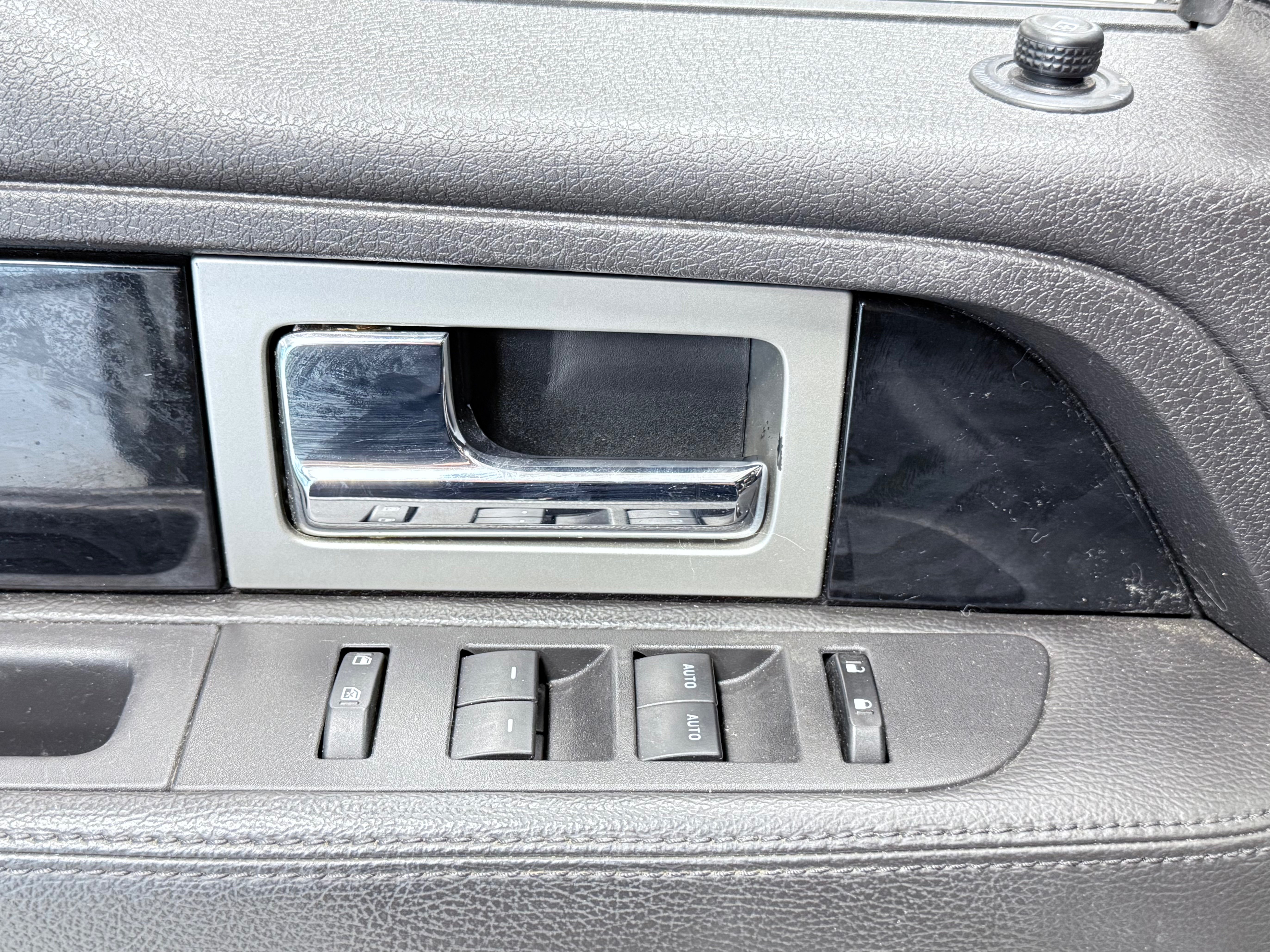 Used 2012 Ford F150 Platinum AWD/4WD image 16