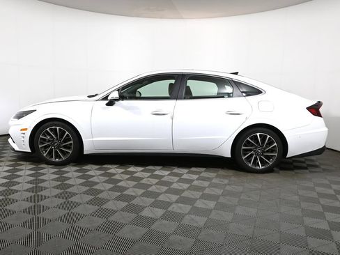 Used 2020 Hyundai Sonata Limited FWD image 2