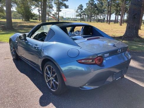 Used 2017 MAZDA MX-5 Miata RF Grand Touring image 6
