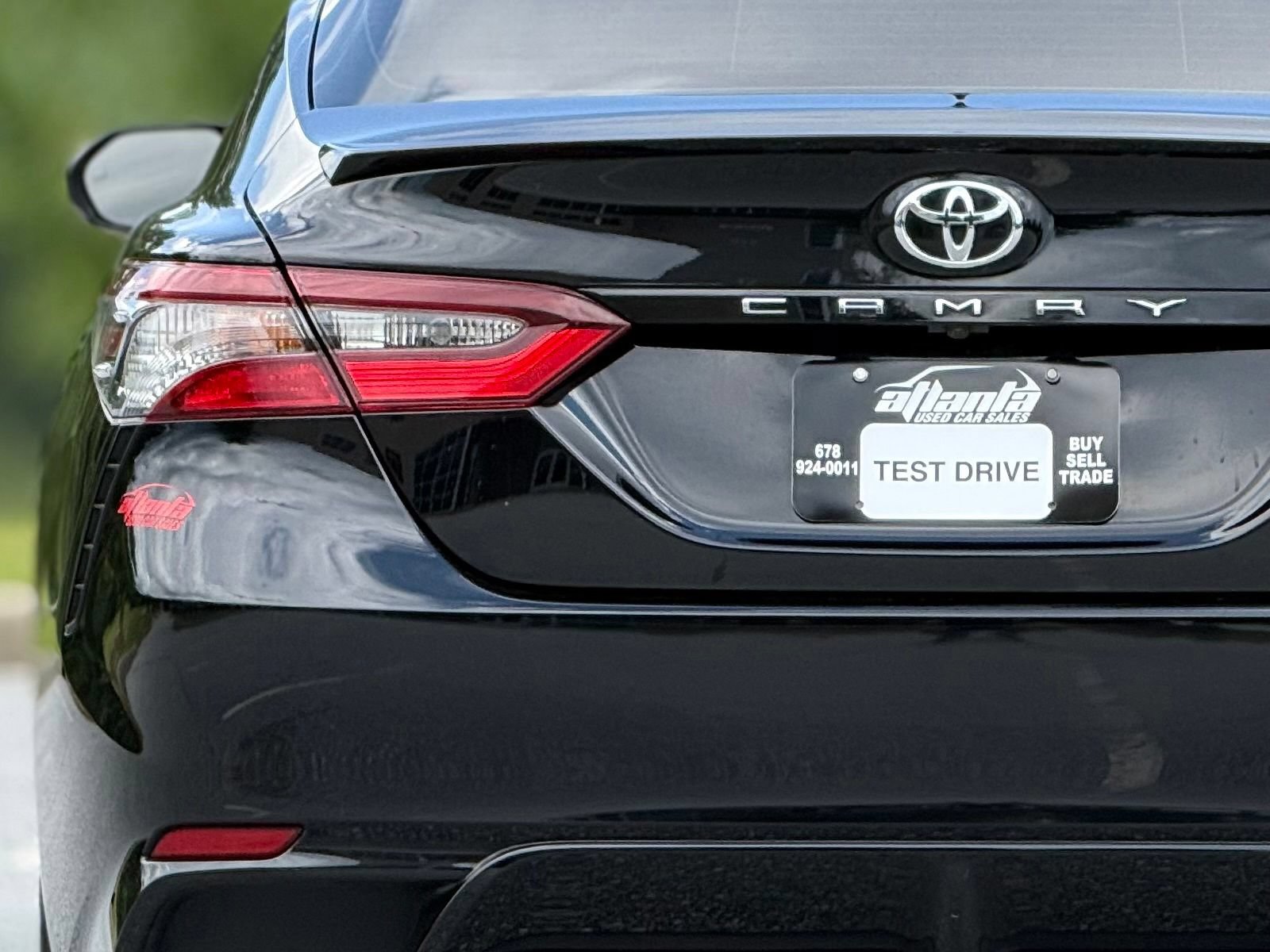 Used 2021 Toyota Camry SE AWD/4WD image 16