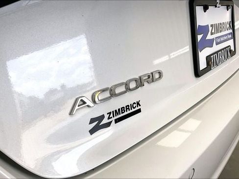 Used 2023 Honda Accord EX-L image 9