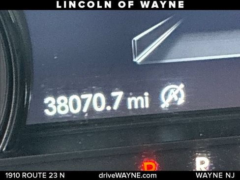 Certified 2021 Lincoln Corsair AWD w/ Premium Package image 16