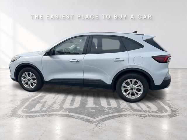Used 2025 Ford Escape Active FWD image 4