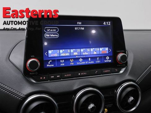 Used 2022 Nissan Sentra SV FWD image 19