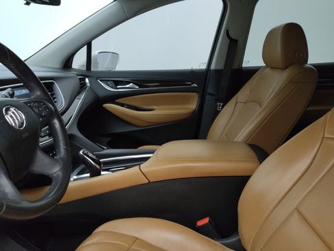 Used 2018 Buick Enclave Essence image 17