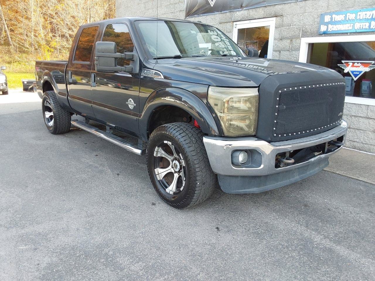 Used 2015 Ford F250 XLT w/ XLT Value Package AWD/4WD image 2