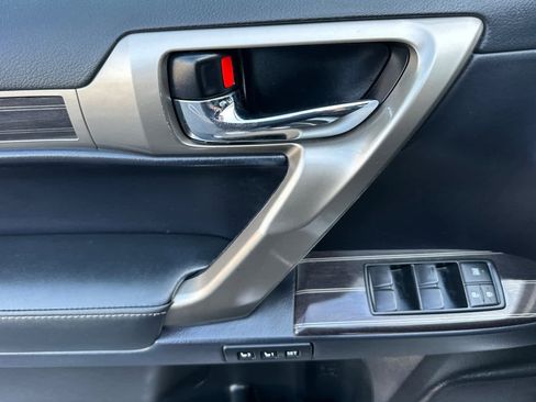 Used 2021 Lexus GX 460 Luxury image 12