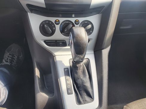 Used 2012 Ford Focus SE image 17