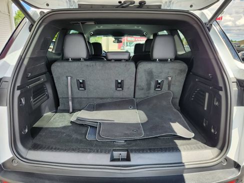 Used 2026 Buick Enclave Preferred AWD/4WD image 15