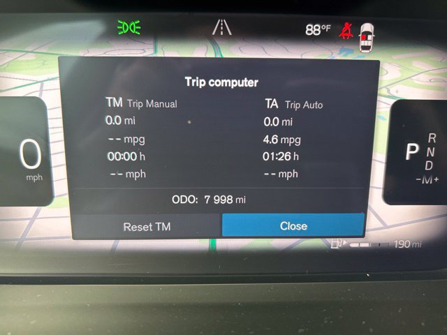 Certified 2025 Volvo XC40 B5 Core AWD/4WD image 24