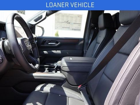 New 2026 GMC Yukon Denali w/ Denali Reserve Package AWD/4WD image 24