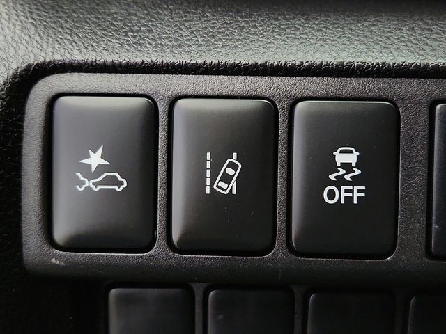 Used 2023 Mitsubishi Eclipse Cross LE AWD/4WD image 16