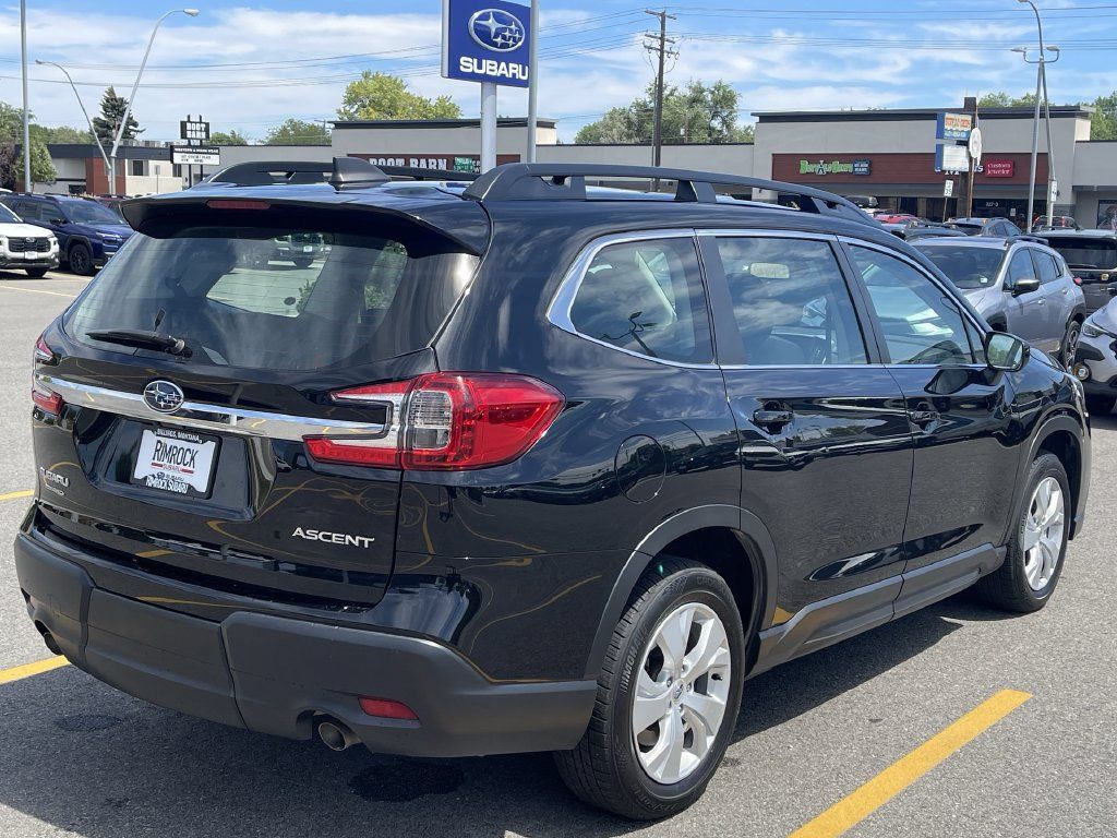 Used 2023 Subaru Ascent 8-Passenger AWD/4WD image 10