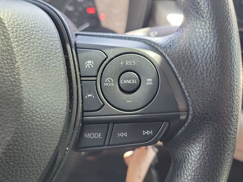 Certified 2025 Toyota Corolla LE FWD image 27