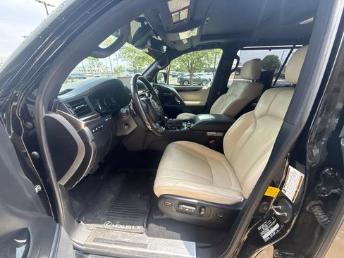 Used 2020 Lexus LX 570 4WD w/ Sport Package image 5