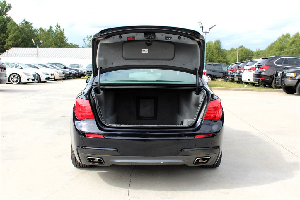 Used 2012 BMW 750Li xDrive AWD/4WD image 31