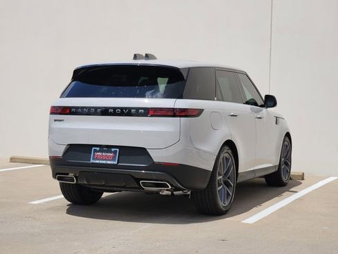 New 2026 Land Rover Range Rover Sport SE image 4