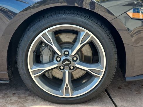 Used 2022 Ford Mustang GT Premium w/ Equipment Group 401A image 40