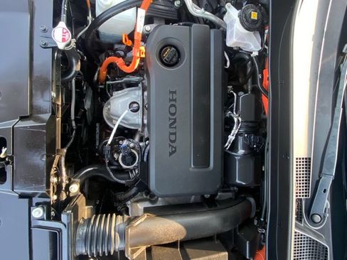Used 2025 Honda CR-V Sport-L image 29