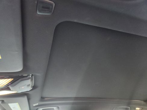 Used 2024 BMW X5 xDrive50e image 21