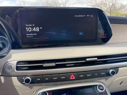 Used 2023 Hyundai Palisade Limited w/ Cargo Package image 20