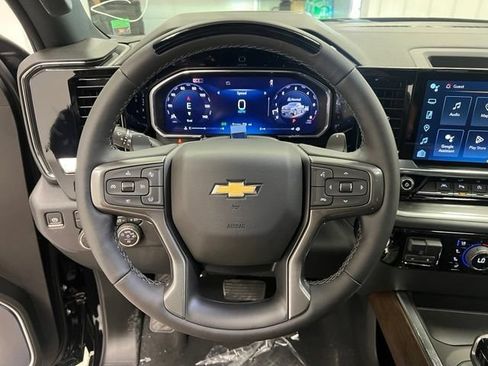 New 2026 Chevrolet Silverado 1500 High Country AWD/4WD image 7