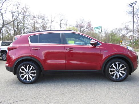 Used 2018 Kia Sportage EX w/ EX Technology Package AWD/4WD image 4
