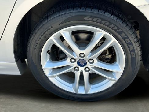 Certified 2018 Ford Fusion S FWD image 19