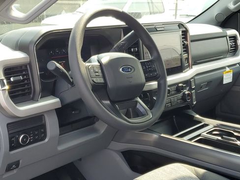 New 2026 Ford F250 XLT w/ XLT Premium Package AWD/4WD image 11