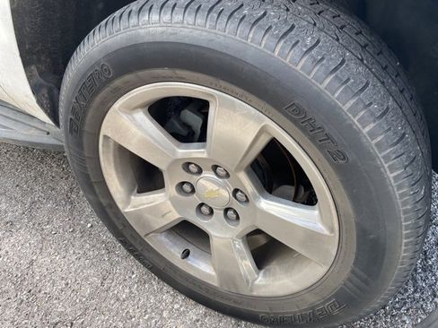 Used 2016 Chevrolet Tahoe LT image 5