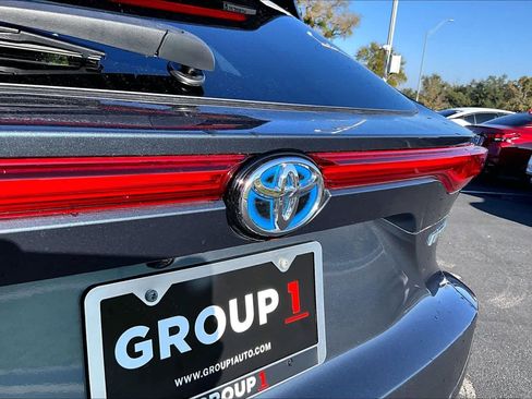 Used 2024 Toyota Venza Limited image 30