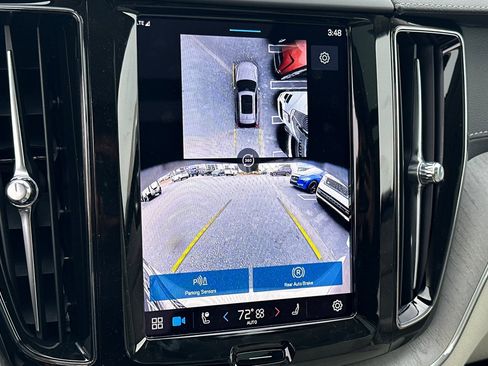 New 2025 Volvo XC60 B5 Ultra w/ Protection Package Premier image 17