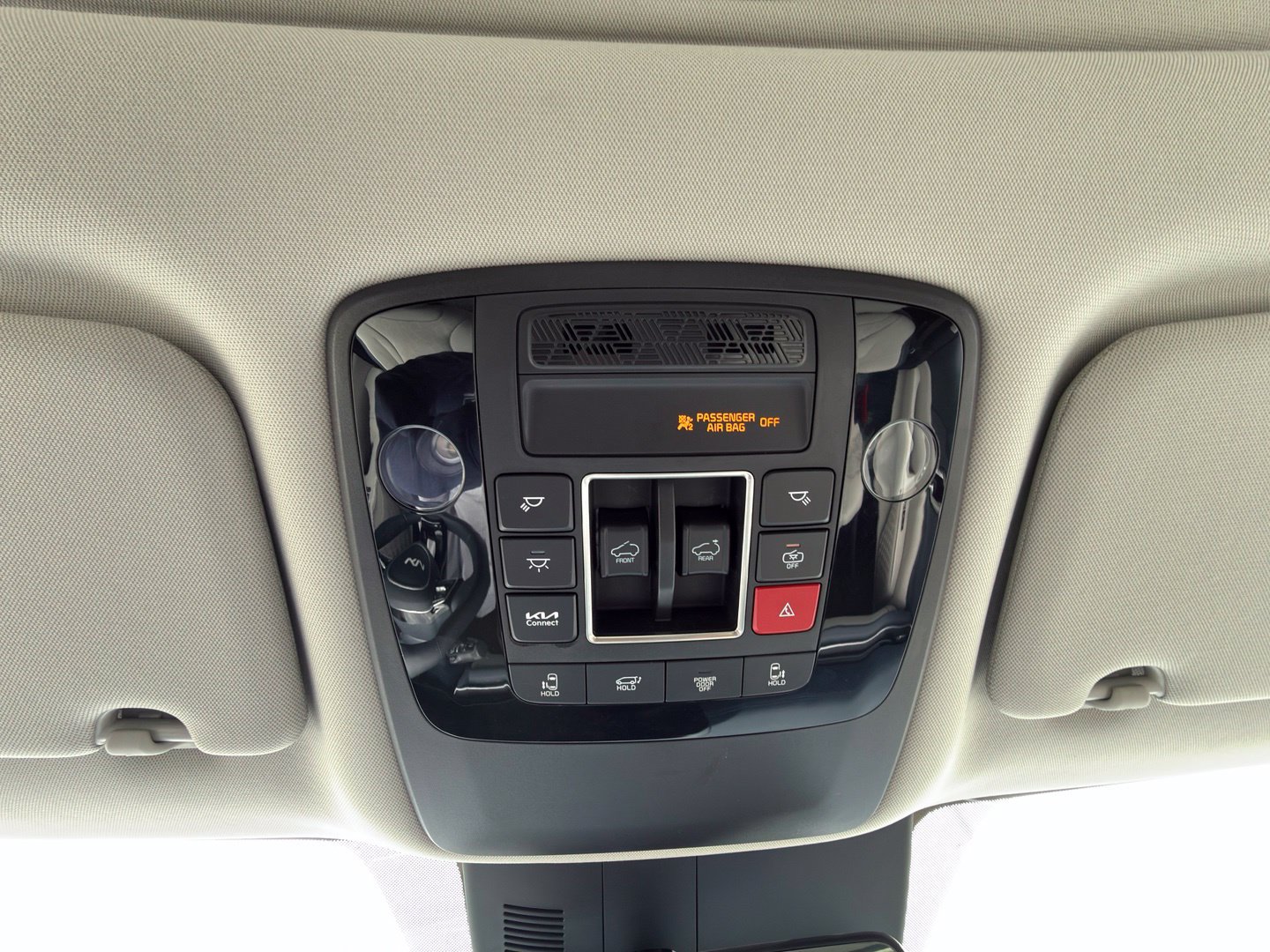 Used 2026 Kia Carnival SX FWD image 19