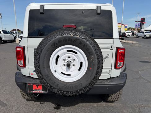 New 2026 Ford Bronco Heritage Edition AWD/4WD image 4